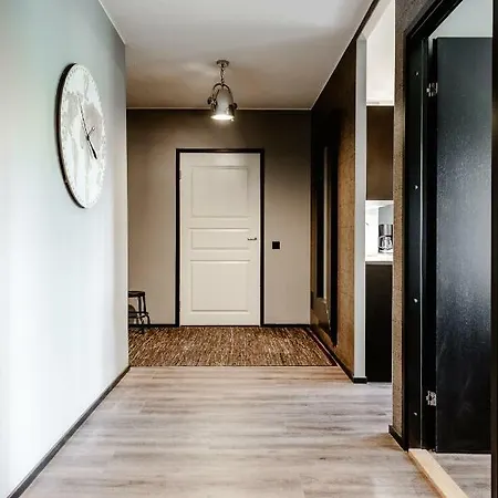 Penzion Solo Traveller's Dream - Designer Loft With Free Parking *